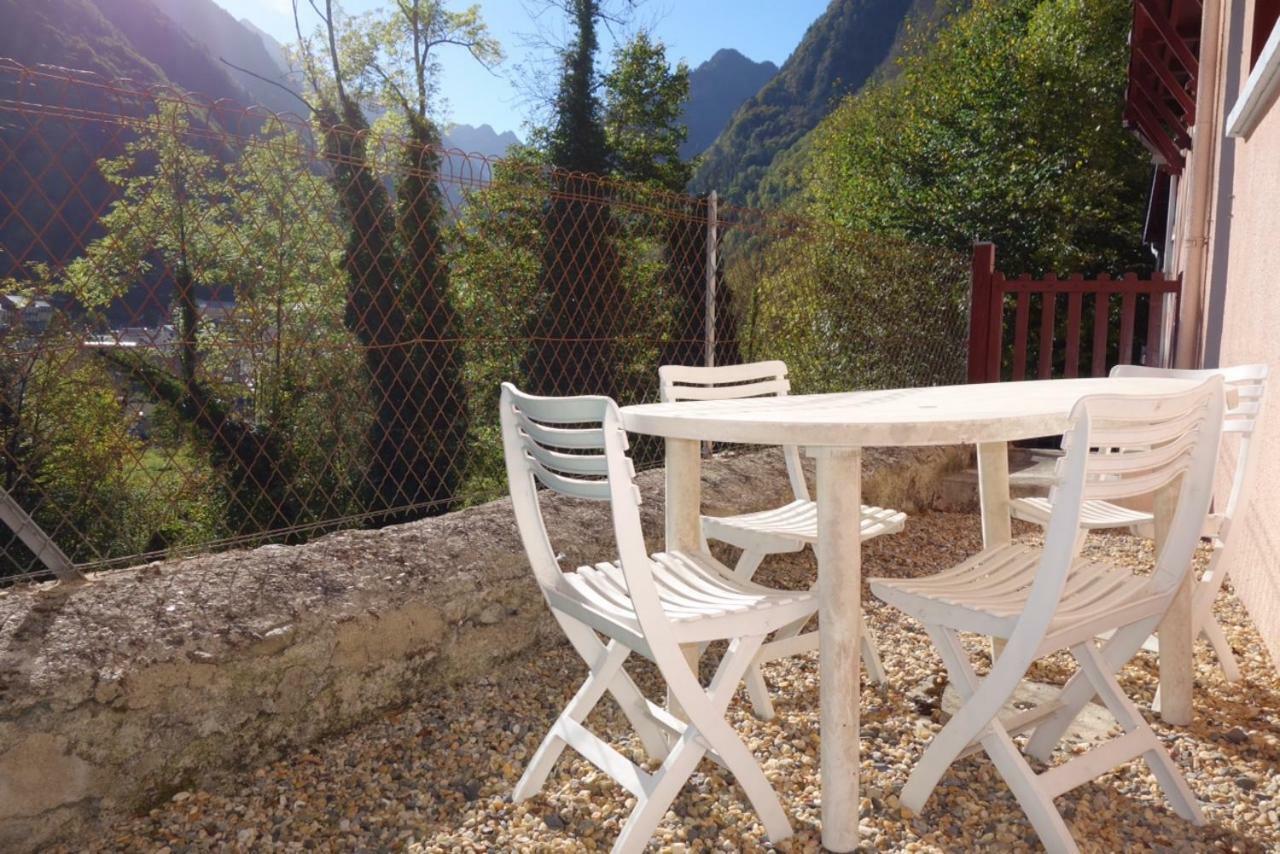 Apartament Appt 4/6 Couchages Avec Terrasse Cauterets Zewnętrze zdjęcie